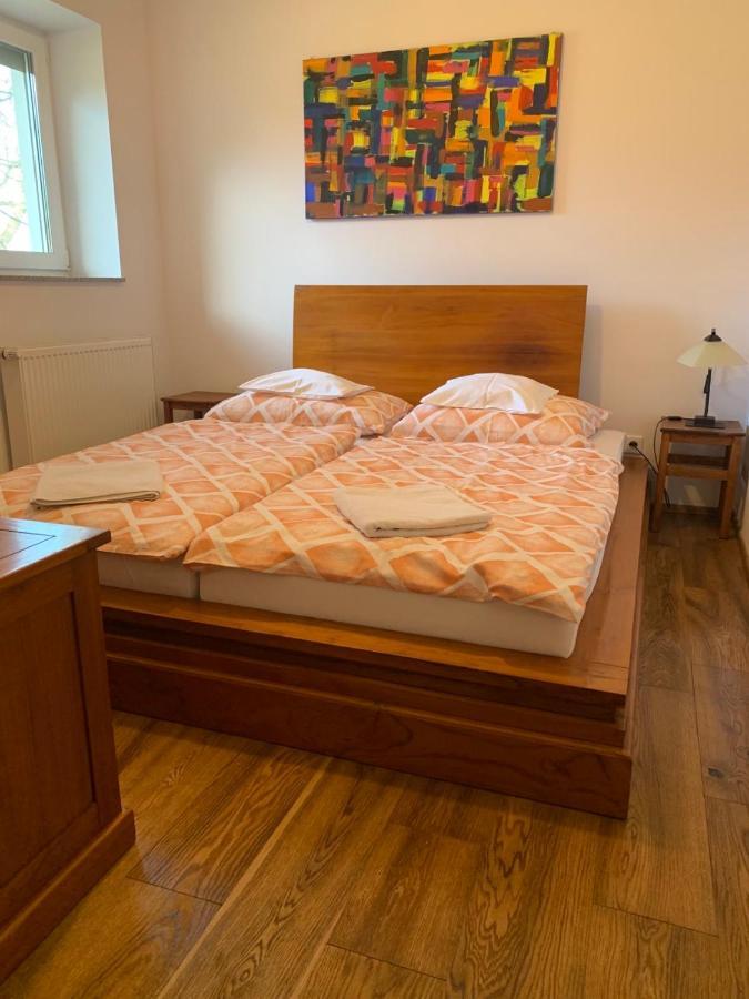 Fonyód Hilltop Apartments מראה חיצוני תמונה