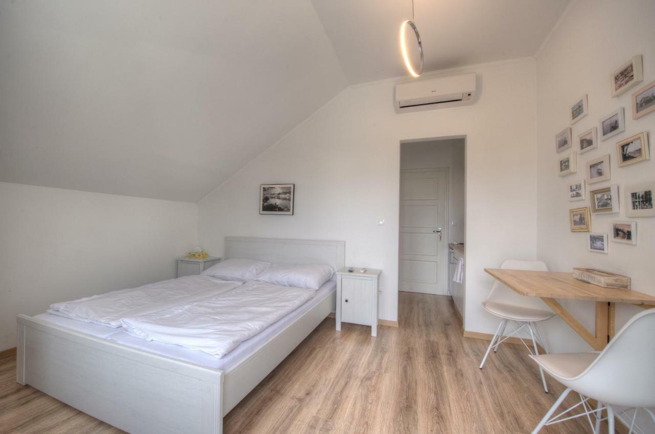 Fonyód Hilltop Apartments מראה חיצוני תמונה