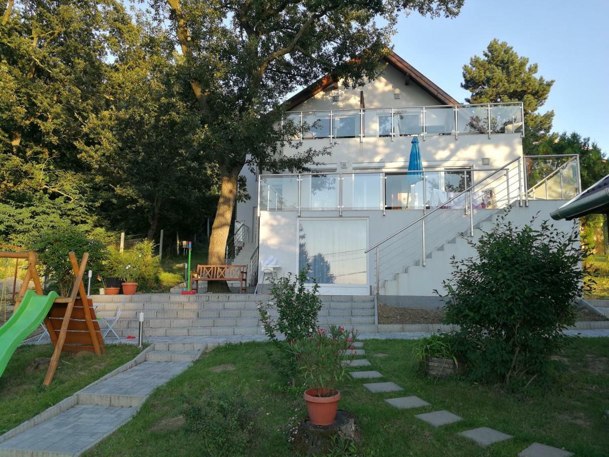 Fonyód Hilltop Apartments מראה חיצוני תמונה